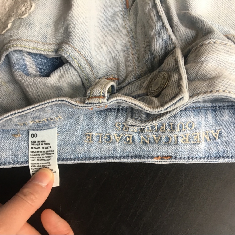 🌼American Eagle denim shorts! - Picture 4 of 4